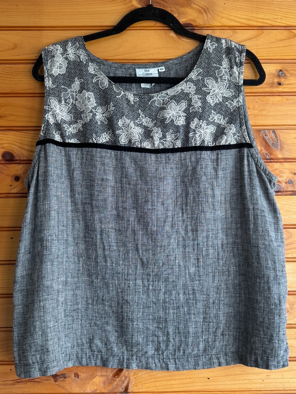 Hot Cotton Gray Tank with White Lace Yoke and Black Piping